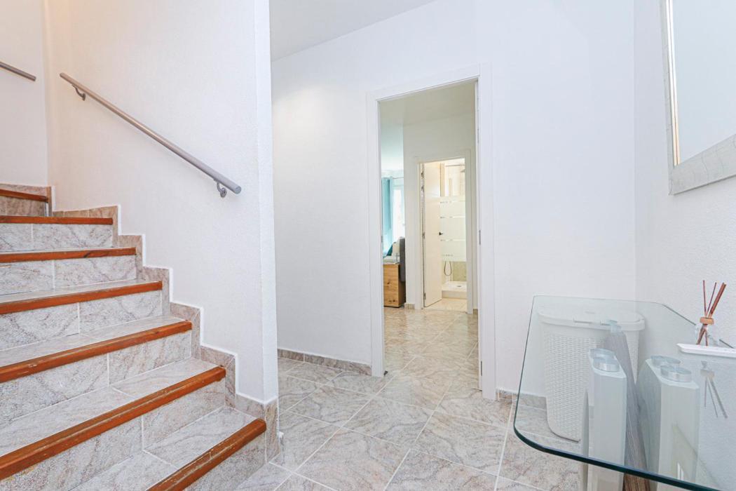 Presidential Suite Villamartin Plaza Av Brisas 67 Alicante Exterior photo