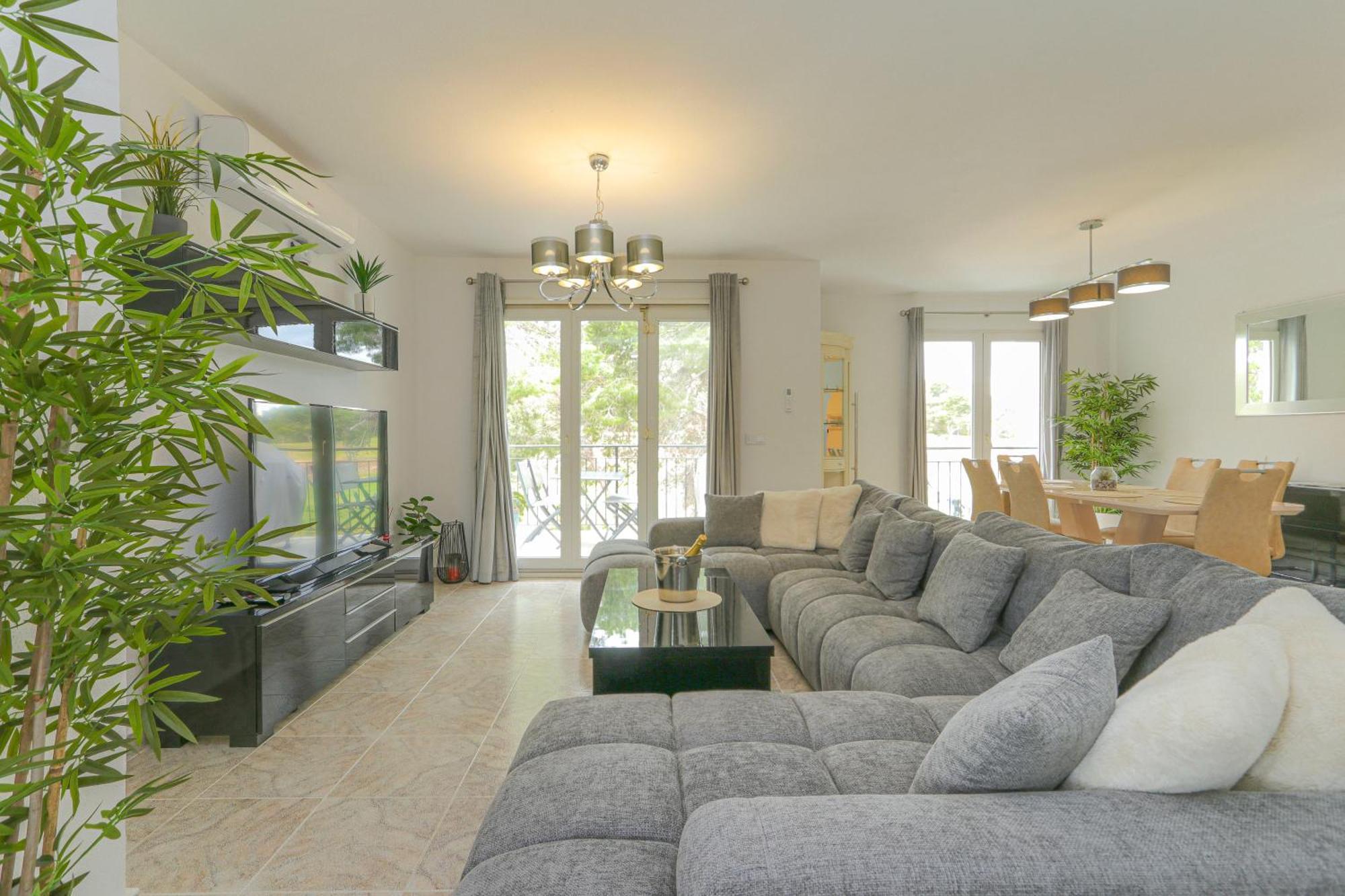 Presidential Suite Villamartin Plaza Av Brisas 67 Alicante Exterior photo